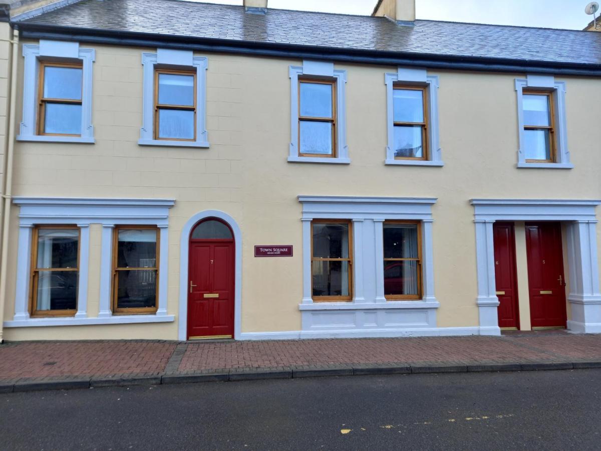 Town Square Holiday Homes Lisdoonvarna Exterior photo