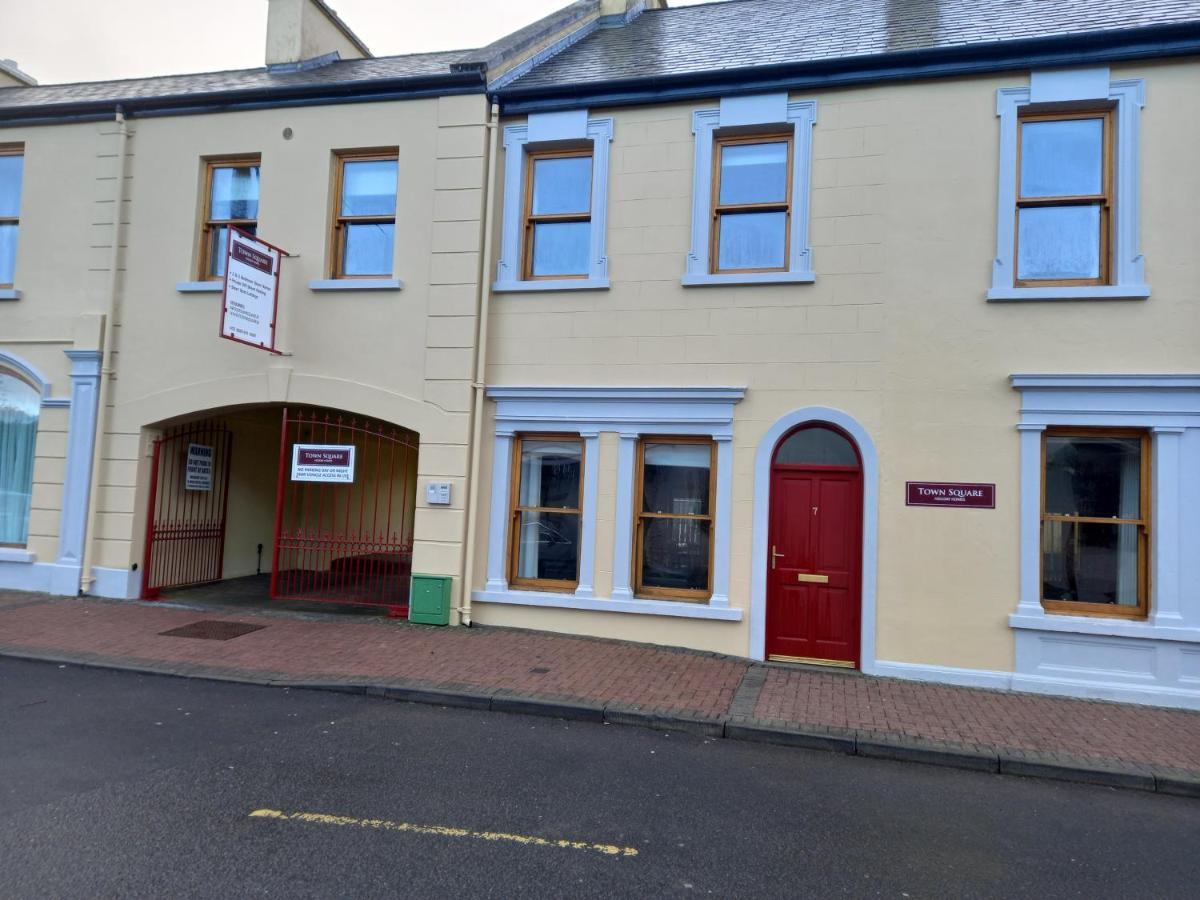 Town Square Holiday Homes Lisdoonvarna Exterior photo